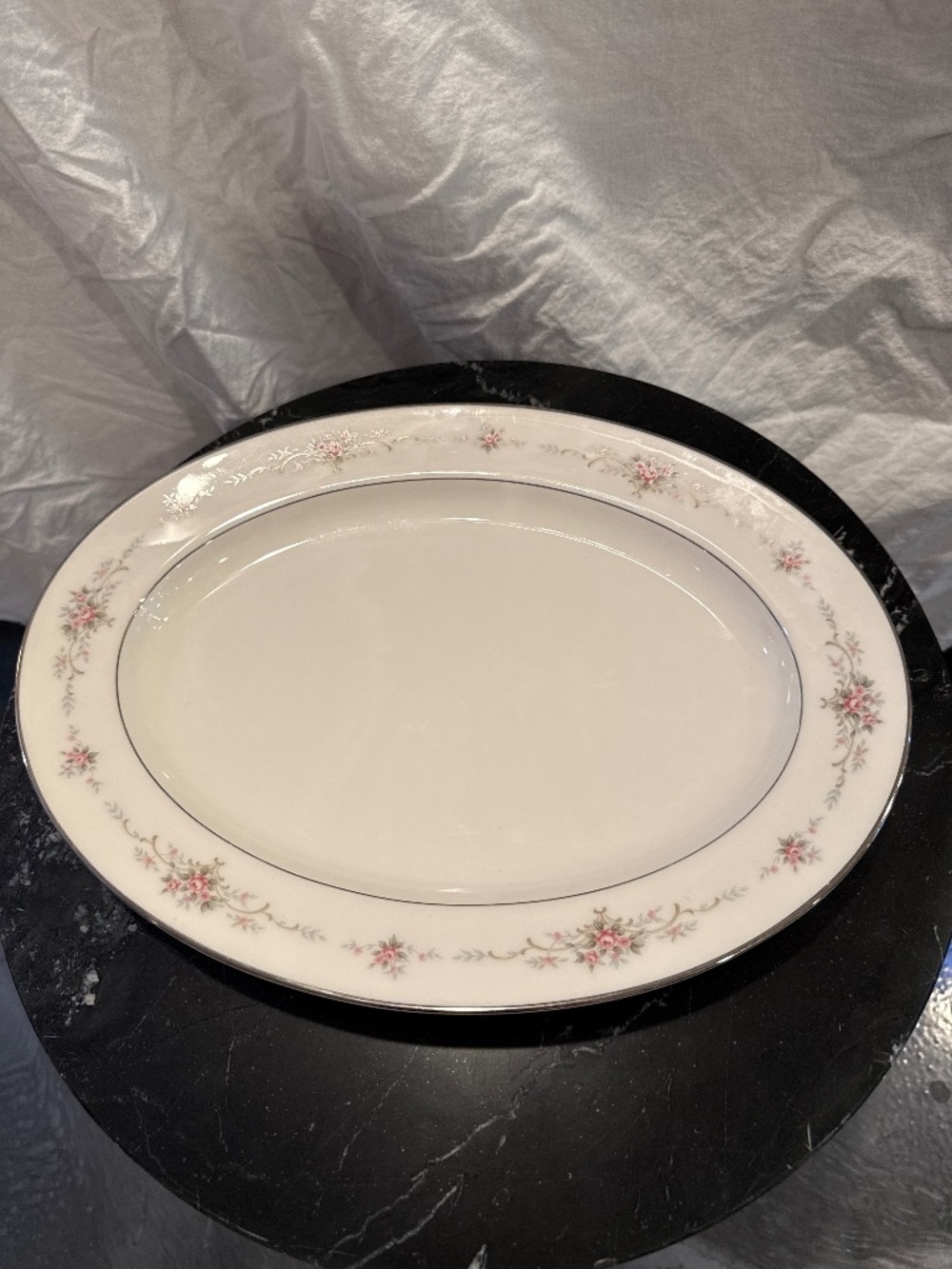 Noritake China Avery Patricia 7551 13 1/2 inch serving platter